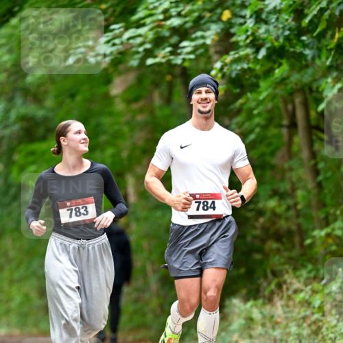 11.10.2026 - Bramfelder Halbmarathon 2026 Dr. Thomas Lammeyer http://msf.ph/oto/10827256 11.10.2026 11:01:26 Laufen 783, 784 meine-sportfotos.de