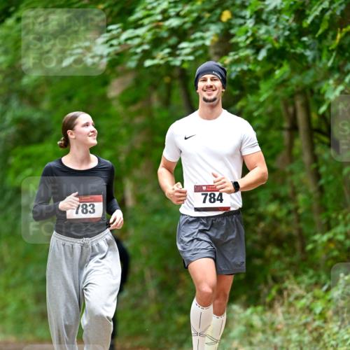 11.10.2026 - Bramfelder Halbmarathon 2026 Dr. Thomas Lammeyer http://msf.ph/oto/10827257 11.10.2026 11:01:26 Laufen 784, 783 meine-sportfotos.de