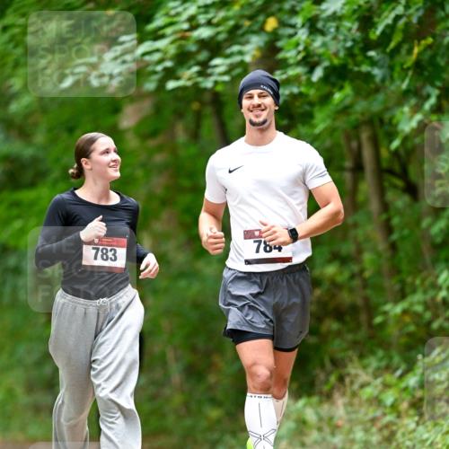 11.10.2026 - Bramfelder Halbmarathon 2026 Dr. Thomas Lammeyer http://msf.ph/oto/10827258 11.10.2026 11:01:26 Laufen 783, 784 meine-sportfotos.de