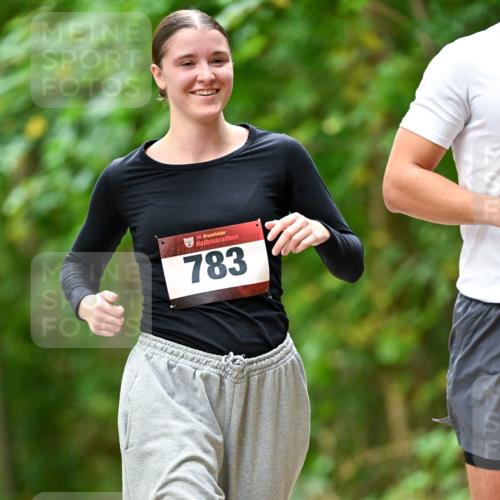 11.10.2026 - Bramfelder Halbmarathon 2026 Dr. Thomas Lammeyer http://msf.ph/oto/10827274 11.10.2026 11:01:29 Laufen 35, 783 meine-sportfotos.de