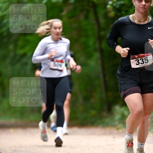 11.10.2026 - Bramfelder Halbmarathon 2026 Dr. Thomas Lammeyer http://msf.ph/oto/10827563 11.10.2026 11:03:16 Laufen 509, 335 meine-sportfotos.de