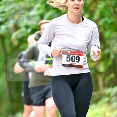 11.10.2026 - Bramfelder Halbmarathon 2026 Dr. Thomas Lammeyer http://msf.ph/oto/10827585 11.10.2026 11:03:19 Laufen 35, 509 meine-sportfotos.de