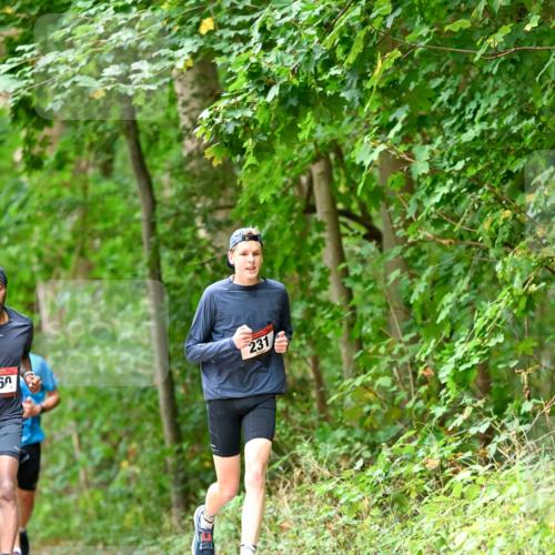 11.10.2026 - Bramfelder Halbmarathon 2026 Dr. Thomas Lammeyer http://msf.ph/oto/10827653 11.10.2026 11:03:49 Laufen 60, 231 meine-sportfotos.de