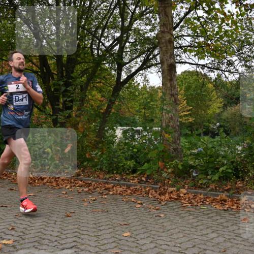 11.10.2026 - Bramfelder Halbmarathon 2026 J. Mangold http://msf.ph/oto/10827724 11.10.2026 10:43:00 Laufen 2 meine-sportfotos.de