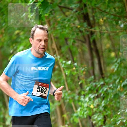 11.10.2026 - Bramfelder Halbmarathon 2026 Dr. Thomas Lammeyer http://msf.ph/oto/10827731 11.10.2026 11:03:56 Laufen 35, 562, 65, 8 meine-sportfotos.de