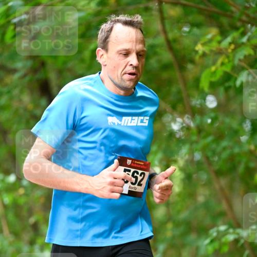 11.10.2026 - Bramfelder Halbmarathon 2026 Dr. Thomas Lammeyer http://msf.ph/oto/10827741 11.10.2026 11:03:56 Laufen 35, 2 meine-sportfotos.de