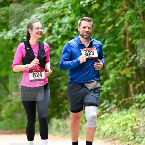 11.10.2026 - Bramfelder Halbmarathon 2026 Dr. Thomas Lammeyer http://msf.ph/oto/10827837 11.10.2026 11:04:19 Laufen 624, 623 meine-sportfotos.de