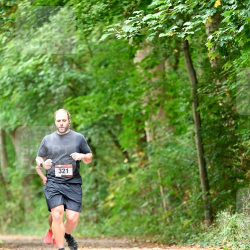 11.10.2026 - Bramfelder Halbmarathon 2026 Dr. Thomas Lammeyer http://msf.ph/oto/10827854 11.10.2026 11:04:32 Laufen 321 meine-sportfotos.de