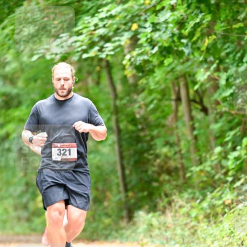 11.10.2026 - Bramfelder Halbmarathon 2026 Dr. Thomas Lammeyer http://msf.ph/oto/10827897 11.10.2026 11:04:36 Laufen 286, 321 meine-sportfotos.de