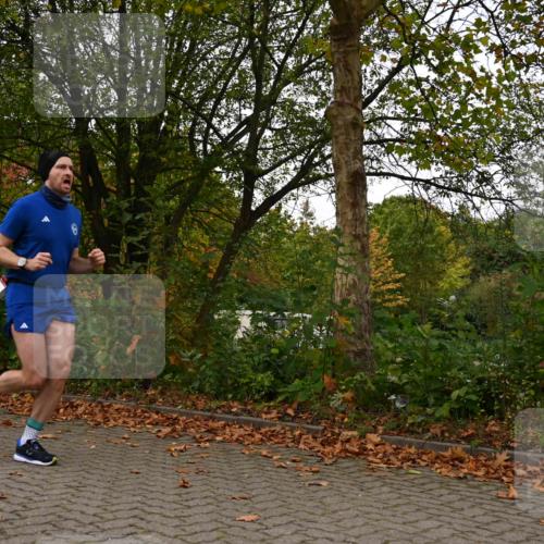 11.10.2026 - Bramfelder Halbmarathon 2026 J. Mangold http://msf.ph/oto/10827904 11.10.2026 10:45:13 Laufen 201 meine-sportfotos.de