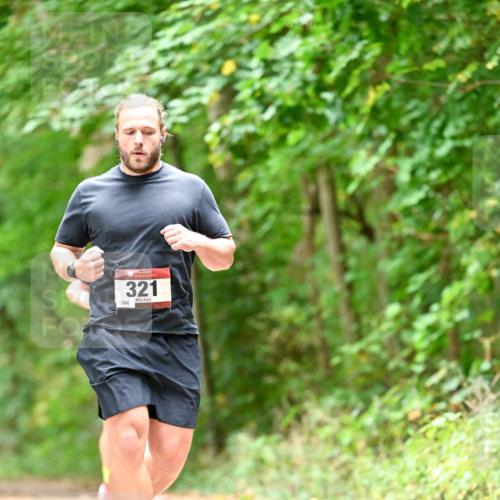 11.10.2026 - Bramfelder Halbmarathon 2026 Dr. Thomas Lammeyer http://msf.ph/oto/10827906 11.10.2026 11:04:36 Laufen 286, 321 meine-sportfotos.de