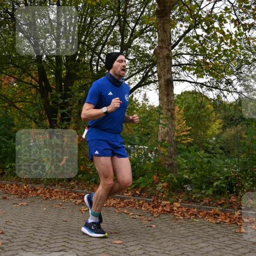 11.10.2026 - Bramfelder Halbmarathon 2026 J. Mangold http://msf.ph/oto/10827909 11.10.2026 10:45:14 Laufen 201 meine-sportfotos.de