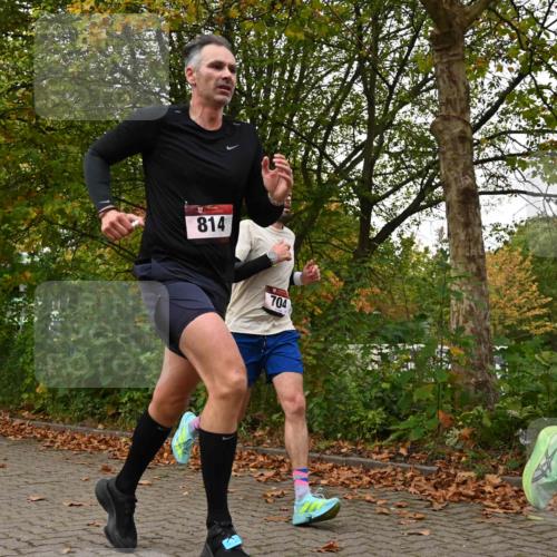 11.10.2026 - Bramfelder Halbmarathon 2026 J. Mangold http://msf.ph/oto/10827959 11.10.2026 10:45:41 Laufen 240, 260, 601, 602, 704, 814, 815 meine-sportfotos.de