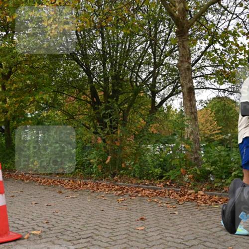 11.10.2026 - Bramfelder Halbmarathon 2026 J. Mangold http://msf.ph/oto/10827963 11.10.2026 10:45:41 Laufen 240, 260, 601, 602, 704, 814, 815 meine-sportfotos.de