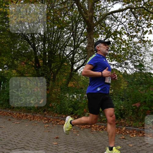 11.10.2026 - Bramfelder Halbmarathon 2026 J. Mangold http://msf.ph/oto/10828004 11.10.2026 10:46:07 Laufen 17 meine-sportfotos.de