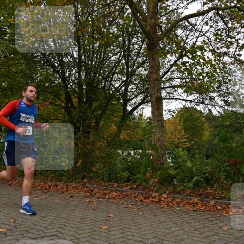 11.10.2026 - Bramfelder Halbmarathon 2026 J. Mangold http://msf.ph/oto/10828007 11.10.2026 10:46:24 Laufen 84, 155, 230 meine-sportfotos.de