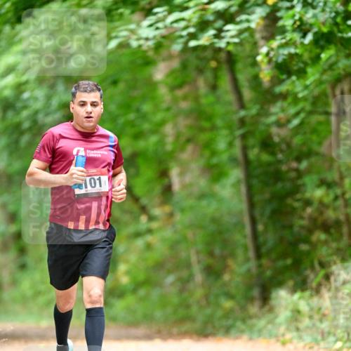 11.10.2026 - Bramfelder Halbmarathon 2026 Dr. Thomas Lammeyer http://msf.ph/oto/10828053 11.10.2026 11:05:13 Laufen 101 meine-sportfotos.de