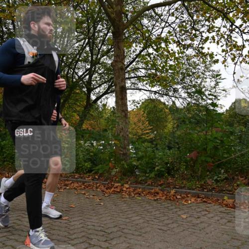 11.10.2026 - Bramfelder Halbmarathon 2026 J. Mangold http://msf.ph/oto/10828096 11.10.2026 10:47:25 Laufen 9, 143, 292, 328, 373, 633 meine-sportfotos.de