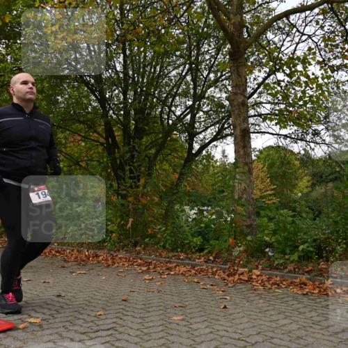 11.10.2026 - Bramfelder Halbmarathon 2026 J. Mangold http://msf.ph/oto/10828211 11.10.2026 10:49:35 Laufen 194, 577, 589, 611 meine-sportfotos.de