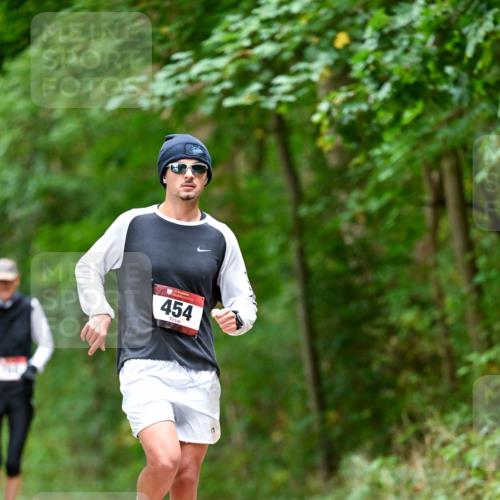 11.10.2026 - Bramfelder Halbmarathon 2026 Dr. Thomas Lammeyer http://msf.ph/oto/10828268 11.10.2026 11:06:15 Laufen 454 meine-sportfotos.de