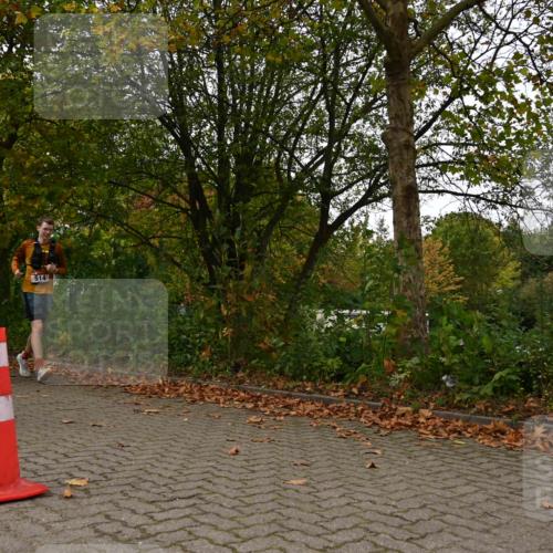 11.10.2026 - Bramfelder Halbmarathon 2026 J. Mangold http://msf.ph/oto/10828281 11.10.2026 10:50:54 Laufen 132, 288, 365, 401, 435, 514, 626, 766 meine-sportfotos.de