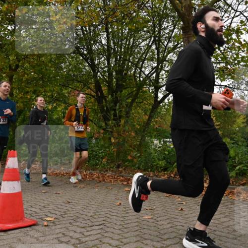 11.10.2026 - Bramfelder Halbmarathon 2026 J. Mangold http://msf.ph/oto/10828288 11.10.2026 10:50:55 Laufen 132, 288, 365, 401, 435, 514, 766 meine-sportfotos.de