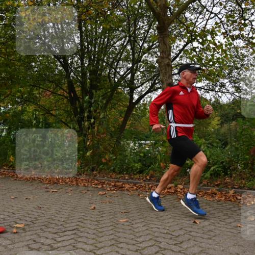 11.10.2026 - Bramfelder Halbmarathon 2026 J. Mangold http://msf.ph/oto/10828325 11.10.2026 10:51:08 Laufen 171 meine-sportfotos.de