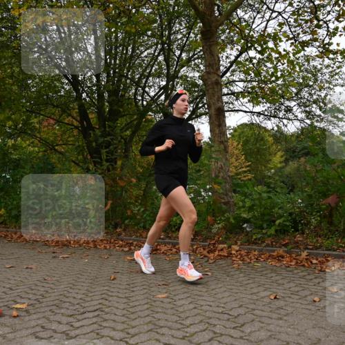 11.10.2026 - Bramfelder Halbmarathon 2026 J. Mangold http://msf.ph/oto/10828339 11.10.2026 10:52:20 Laufen 372, 460, 641 meine-sportfotos.de