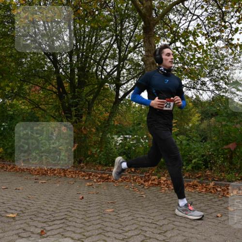 11.10.2026 - Bramfelder Halbmarathon 2026 J. Mangold http://msf.ph/oto/10828366 11.10.2026 10:52:45 Laufen 530, 725 meine-sportfotos.de