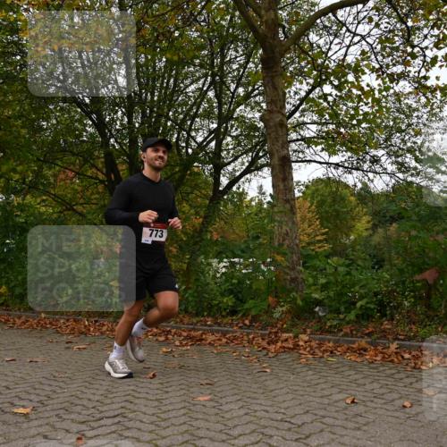 11.10.2026 - Bramfelder Halbmarathon 2026 J. Mangold http://msf.ph/oto/10828371 11.10.2026 10:52:51 Laufen 725, 773 meine-sportfotos.de