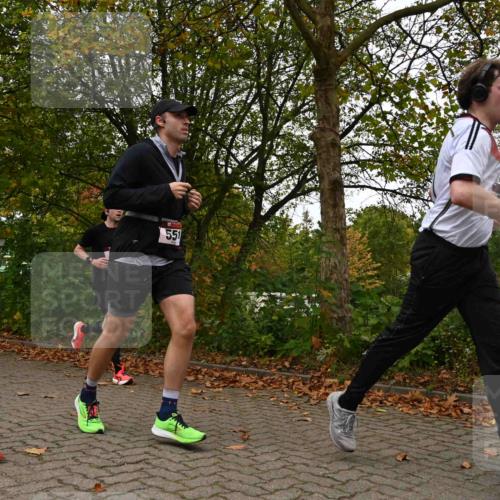 11.10.2026 - Bramfelder Halbmarathon 2026 J. Mangold http://msf.ph/oto/10828378 11.10.2026 10:52:57 Laufen 214, 263, 551, 594, 702, 773 meine-sportfotos.de