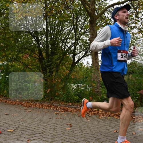 11.10.2026 - Bramfelder Halbmarathon 2026 J. Mangold http://msf.ph/oto/10828391 11.10.2026 10:52:59 Laufen 214, 263, 348, 551, 594, 702 meine-sportfotos.de