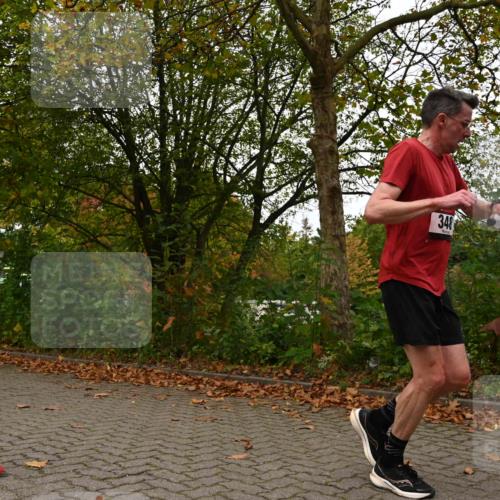 11.10.2026 - Bramfelder Halbmarathon 2026 J. Mangold http://msf.ph/oto/10828404 11.10.2026 10:53:02 Laufen 214, 263, 348, 551, 594, 702 meine-sportfotos.de