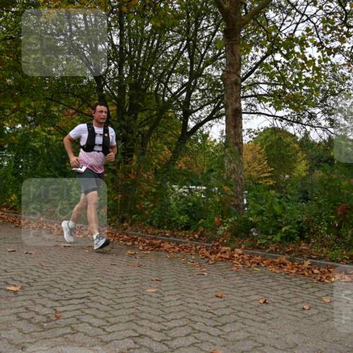 11.10.2026 - Bramfelder Halbmarathon 2026 J. Mangold http://msf.ph/oto/10828439 11.10.2026 10:54:10 Laufen 804 meine-sportfotos.de