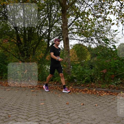 11.10.2026 - Bramfelder Halbmarathon 2026 J. Mangold http://msf.ph/oto/10828480 11.10.2026 10:54:44 Laufen 327 meine-sportfotos.de