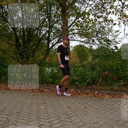 11.10.2026 - Bramfelder Halbmarathon 2026 J. Mangold http://msf.ph/oto/10828483 11.10.2026 10:54:44 Laufen 327 meine-sportfotos.de