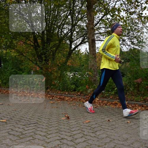 11.10.2026 - Bramfelder Halbmarathon 2026 J. Mangold http://msf.ph/oto/10828506 11.10.2026 10:55:02 Laufen 434, 526 meine-sportfotos.de