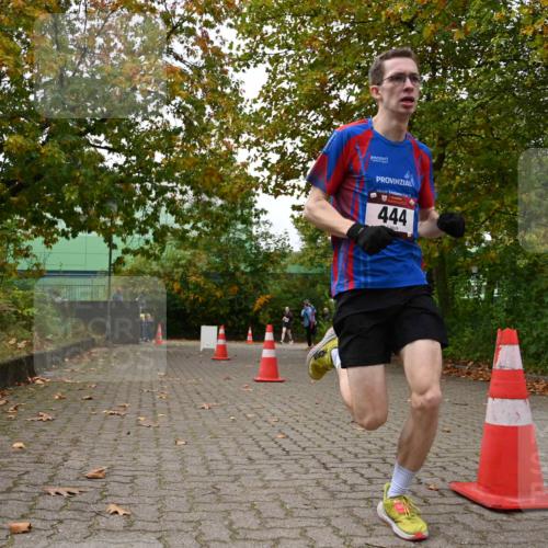 11.10.2026 - Bramfelder Halbmarathon 2026 J. Mangold http://msf.ph/oto/10828572 11.10.2026 10:55:47 Laufen 159, 444 meine-sportfotos.de
