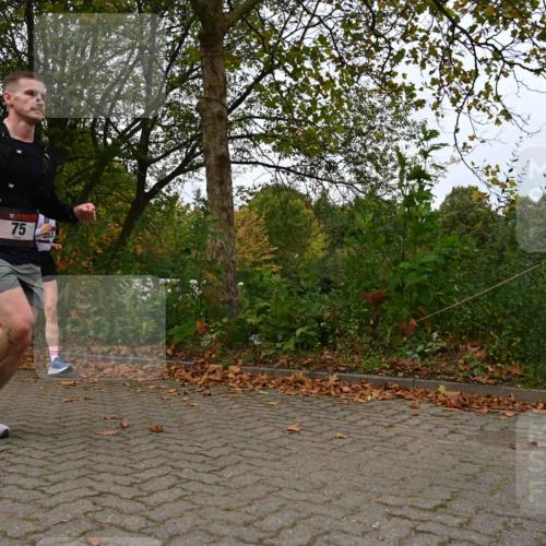 11.10.2026 - Bramfelder Halbmarathon 2026 J. Mangold http://msf.ph/oto/10828638 11.10.2026 10:56:58 Laufen 75, 553, 769 meine-sportfotos.de