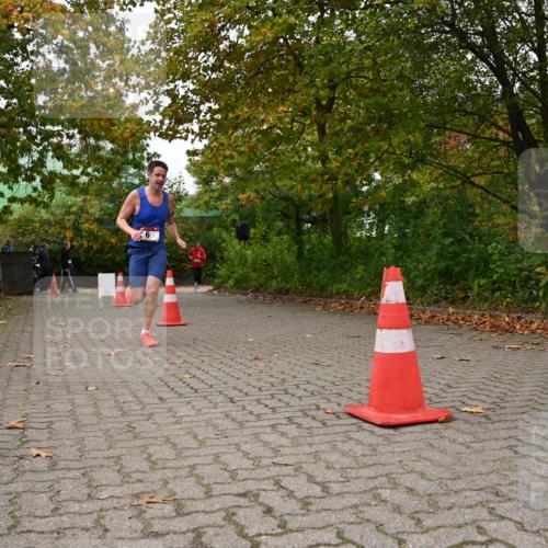 11.10.2026 - Bramfelder Halbmarathon 2026 J. Mangold http://msf.ph/oto/10828697 11.10.2026 10:57:37 Laufen 6, 363 meine-sportfotos.de