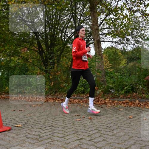 11.10.2026 - Bramfelder Halbmarathon 2026 J. Mangold http://msf.ph/oto/10828713 11.10.2026 10:57:43 Laufen 6 meine-sportfotos.de