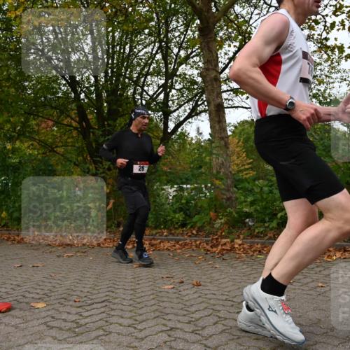 11.10.2026 - Bramfelder Halbmarathon 2026 J. Mangold http://msf.ph/oto/10828725 11.10.2026 10:57:58 Laufen 25, 788 meine-sportfotos.de