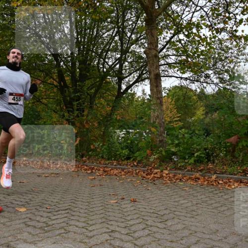 11.10.2026 - Bramfelder Halbmarathon 2026 J. Mangold http://msf.ph/oto/10828746 11.10.2026 10:58:16 Laufen 191, 455, 614 meine-sportfotos.de