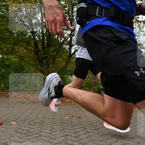 11.10.2026 - Bramfelder Halbmarathon 2026 J. Mangold http://msf.ph/oto/10828750 11.10.2026 10:58:17 Laufen 110, 191, 455, 614, 801 meine-sportfotos.de