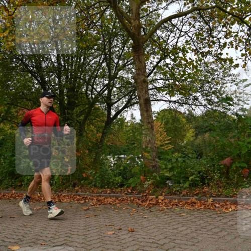 11.10.2026 - Bramfelder Halbmarathon 2026 J. Mangold http://msf.ph/oto/10828754 11.10.2026 10:58:20 Laufen 110, 191, 455, 614, 801 meine-sportfotos.de