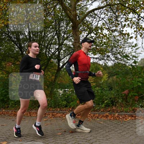 11.10.2026 - Bramfelder Halbmarathon 2026 J. Mangold http://msf.ph/oto/10828761 11.10.2026 10:58:21 Laufen 110, 191, 455, 614, 801 meine-sportfotos.de