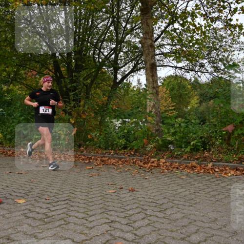 11.10.2026 - Bramfelder Halbmarathon 2026 J. Mangold http://msf.ph/oto/10828767 11.10.2026 10:58:39 Laufen 121, 259 meine-sportfotos.de