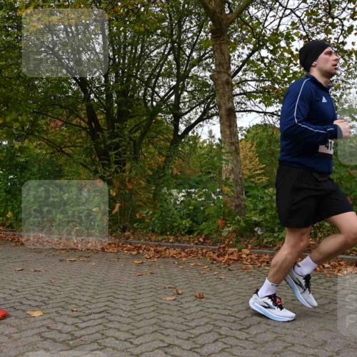 11.10.2026 - Bramfelder Halbmarathon 2026 J. Mangold http://msf.ph/oto/10828807 11.10.2026 10:58:47 Laufen 259, 312, 607, 748 meine-sportfotos.de