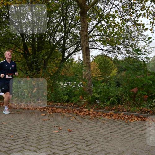11.10.2026 - Bramfelder Halbmarathon 2026 J. Mangold http://msf.ph/oto/10828856 11.10.2026 10:59:39 Laufen 239, 799 meine-sportfotos.de