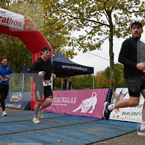 11.10.2026 - Bramfelder Halbmarathon 2026 J. Mangold http://msf.ph/oto/10828938 11.10.2026 11:00:39 Laufen 62, 374, 452, 567, 605 meine-sportfotos.de